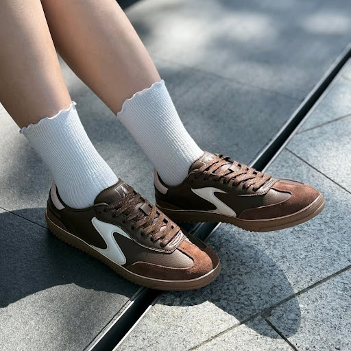 Skechers